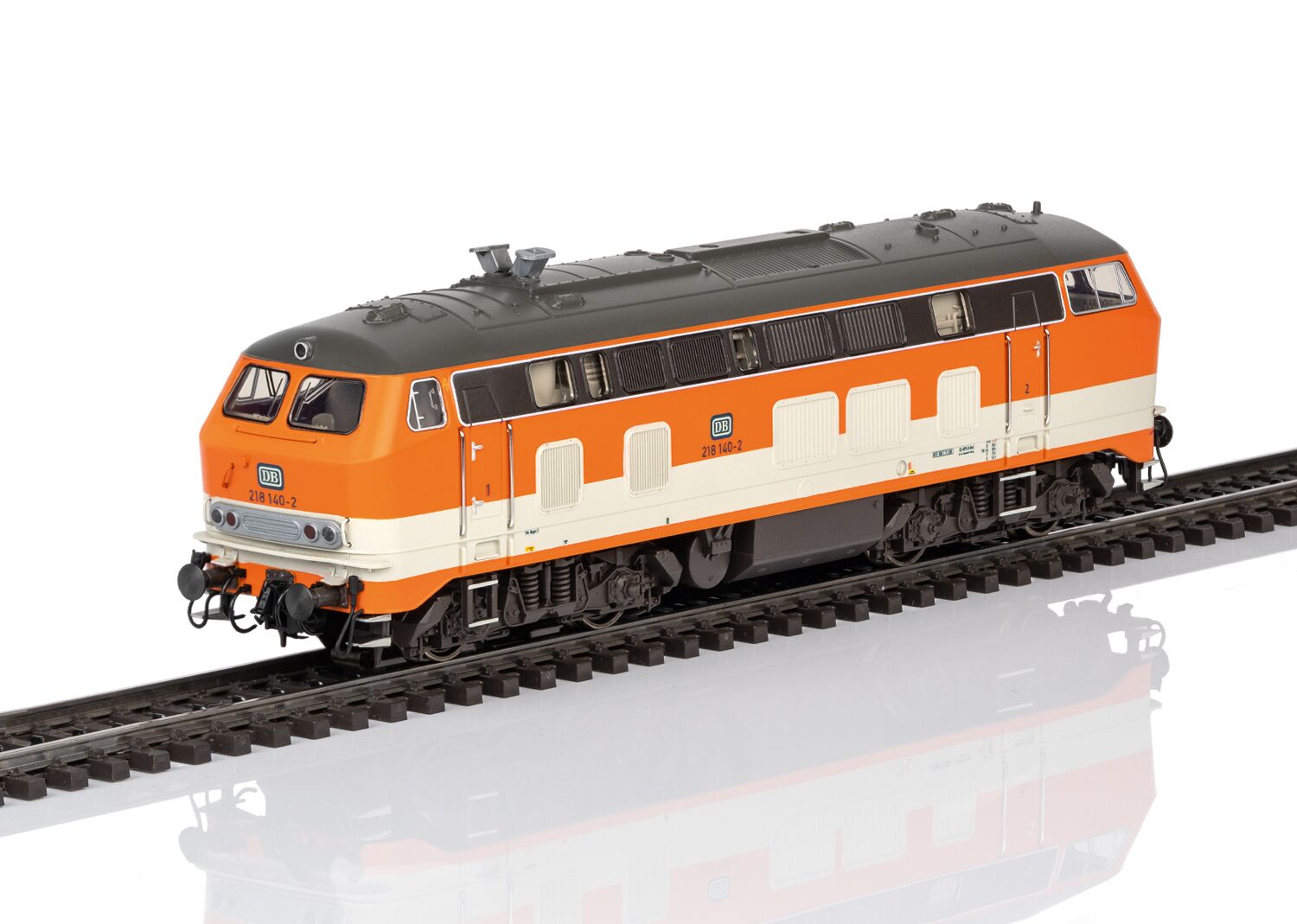 39228