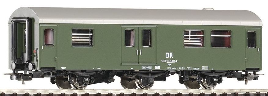 53022