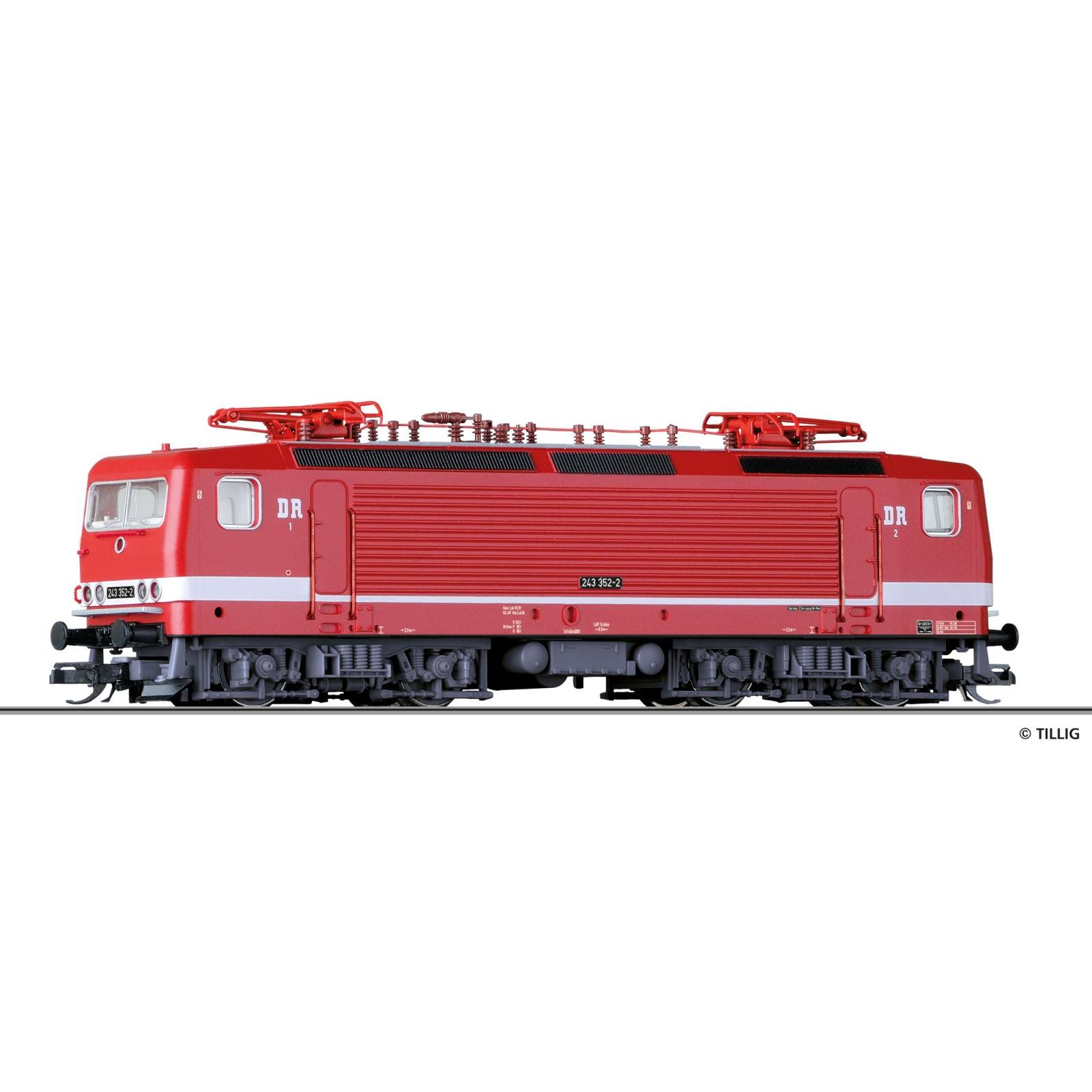 04348-HM