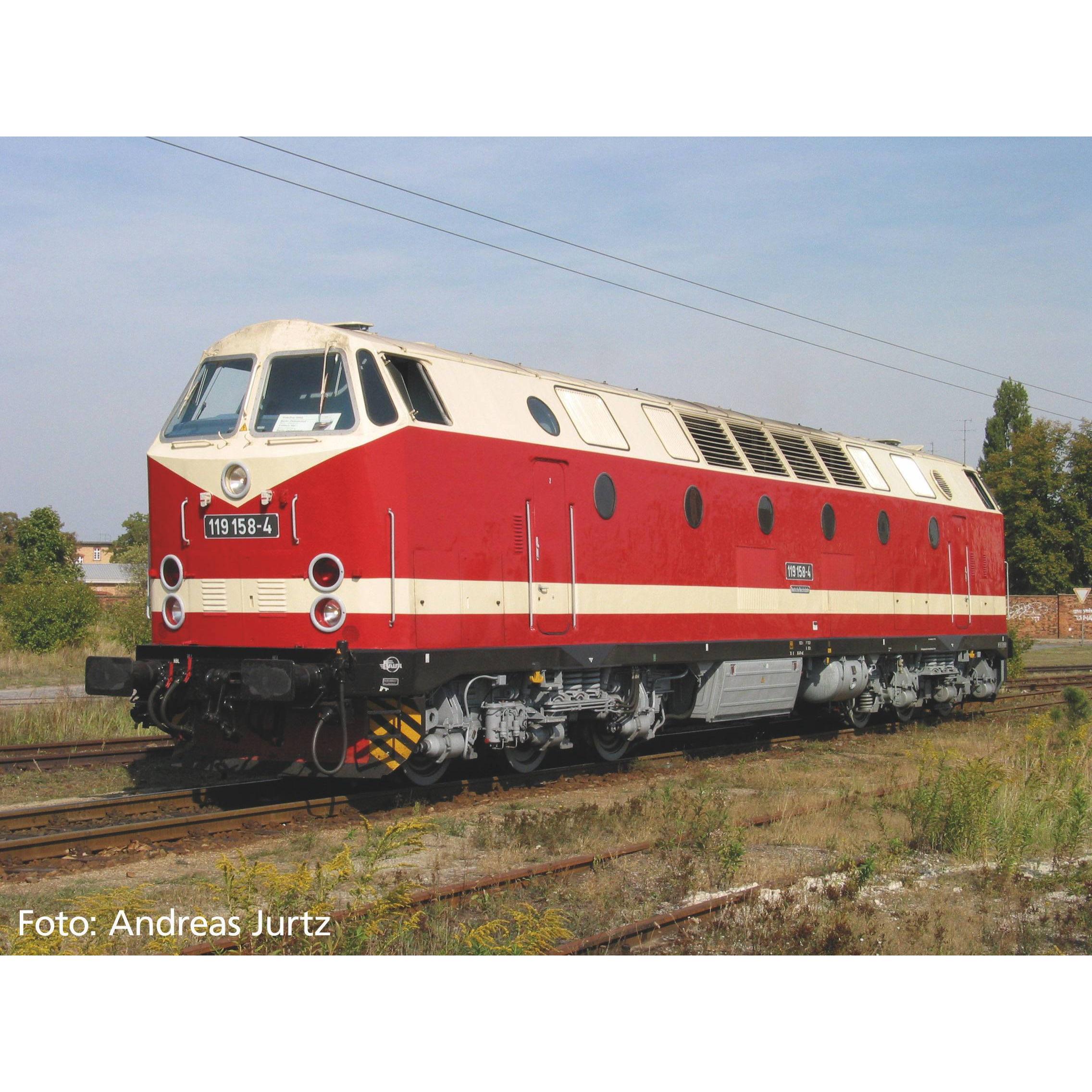 47351